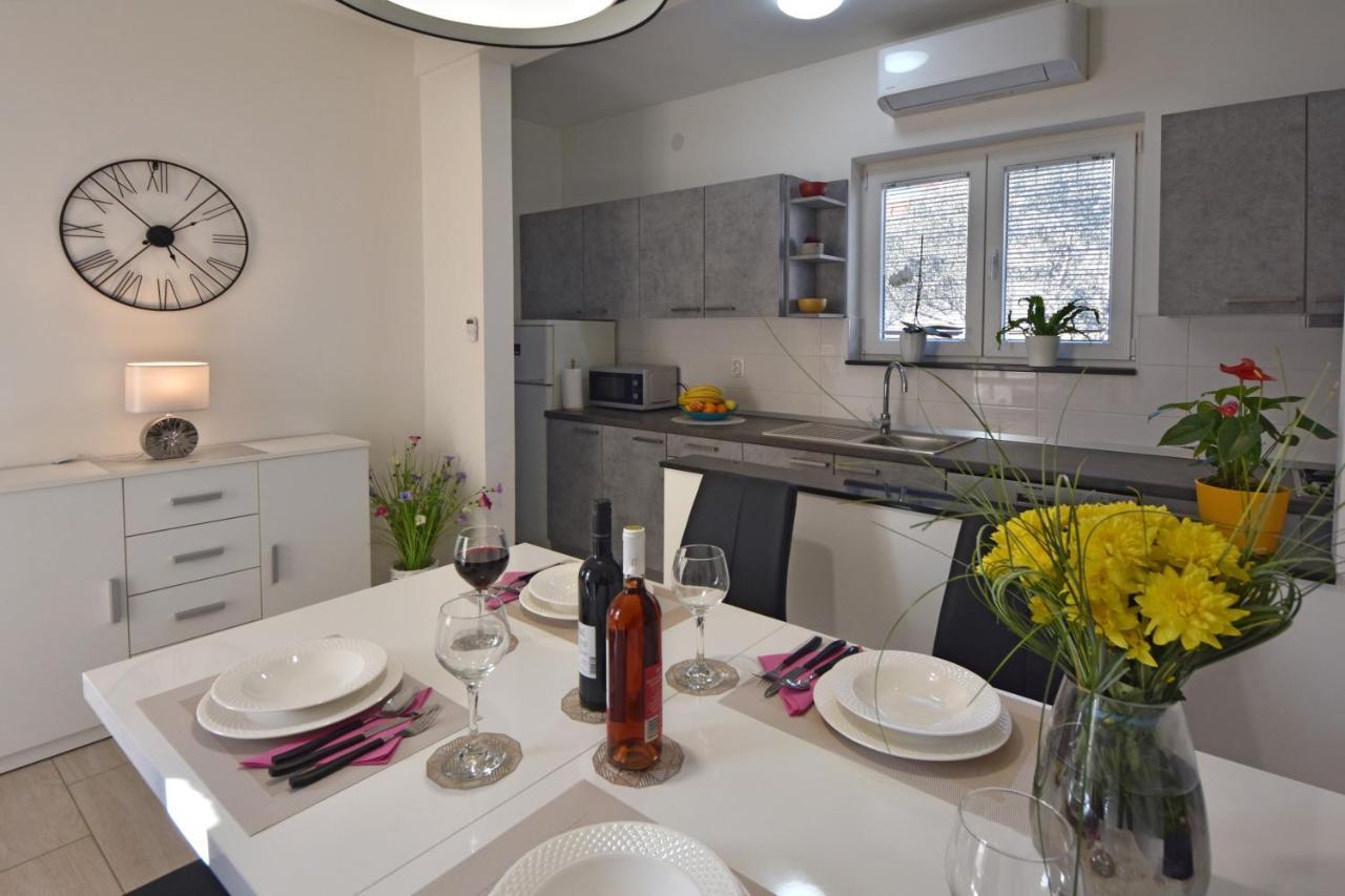 Greenvine Apartment Zadar Buitenkant foto